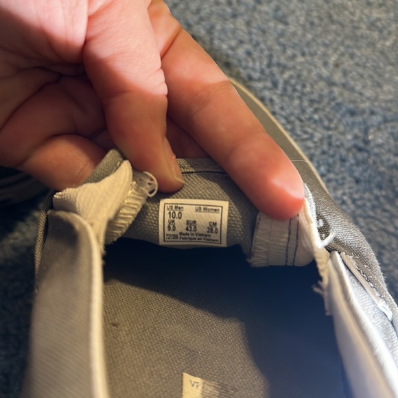 Men’s Size 10 Grey vans ! - Picture 3 of 3